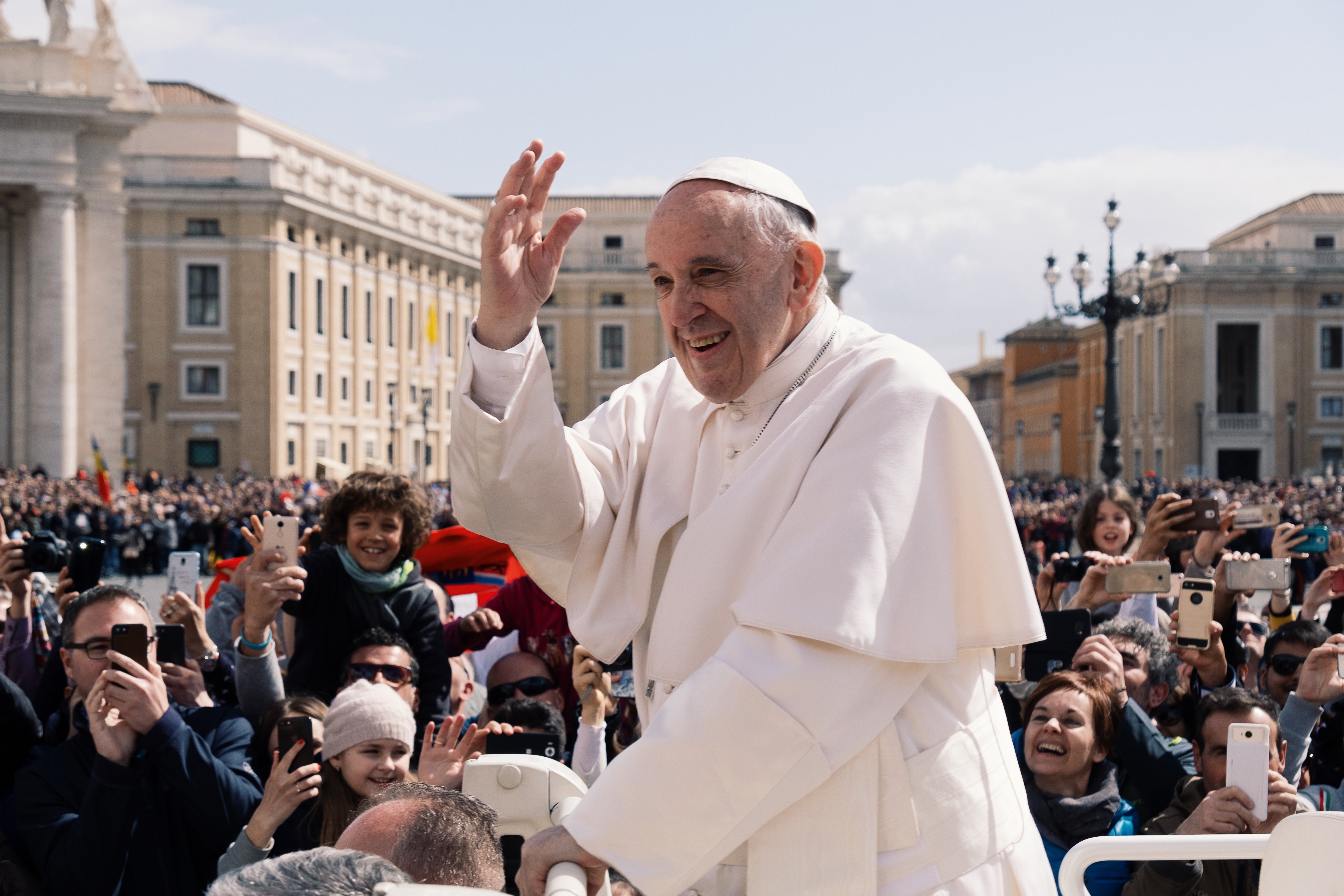 Papa Francesco ‘apre’ a un Sinodo su fede, politica e democrazia